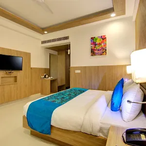 https://jha-palace.top-gurgaonhotels.com