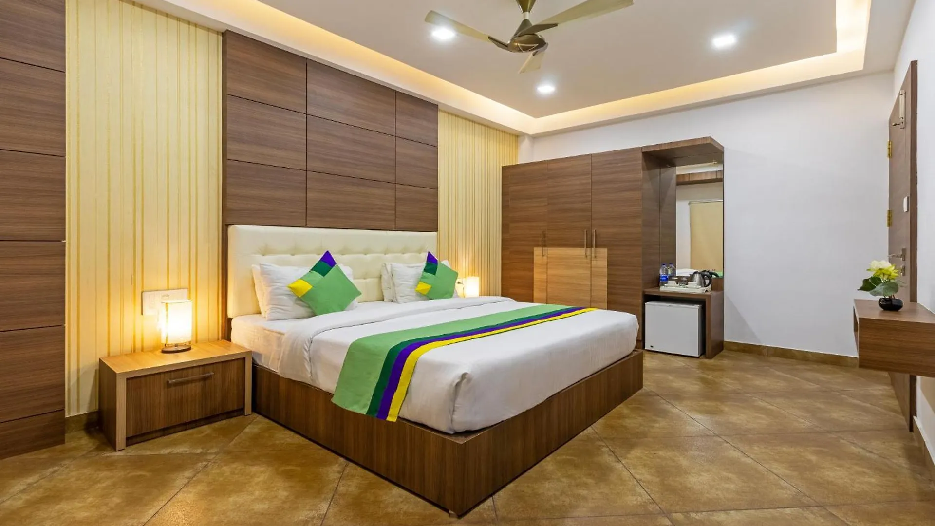 Hotel Treebo Grand Canyon By D2V Kochi