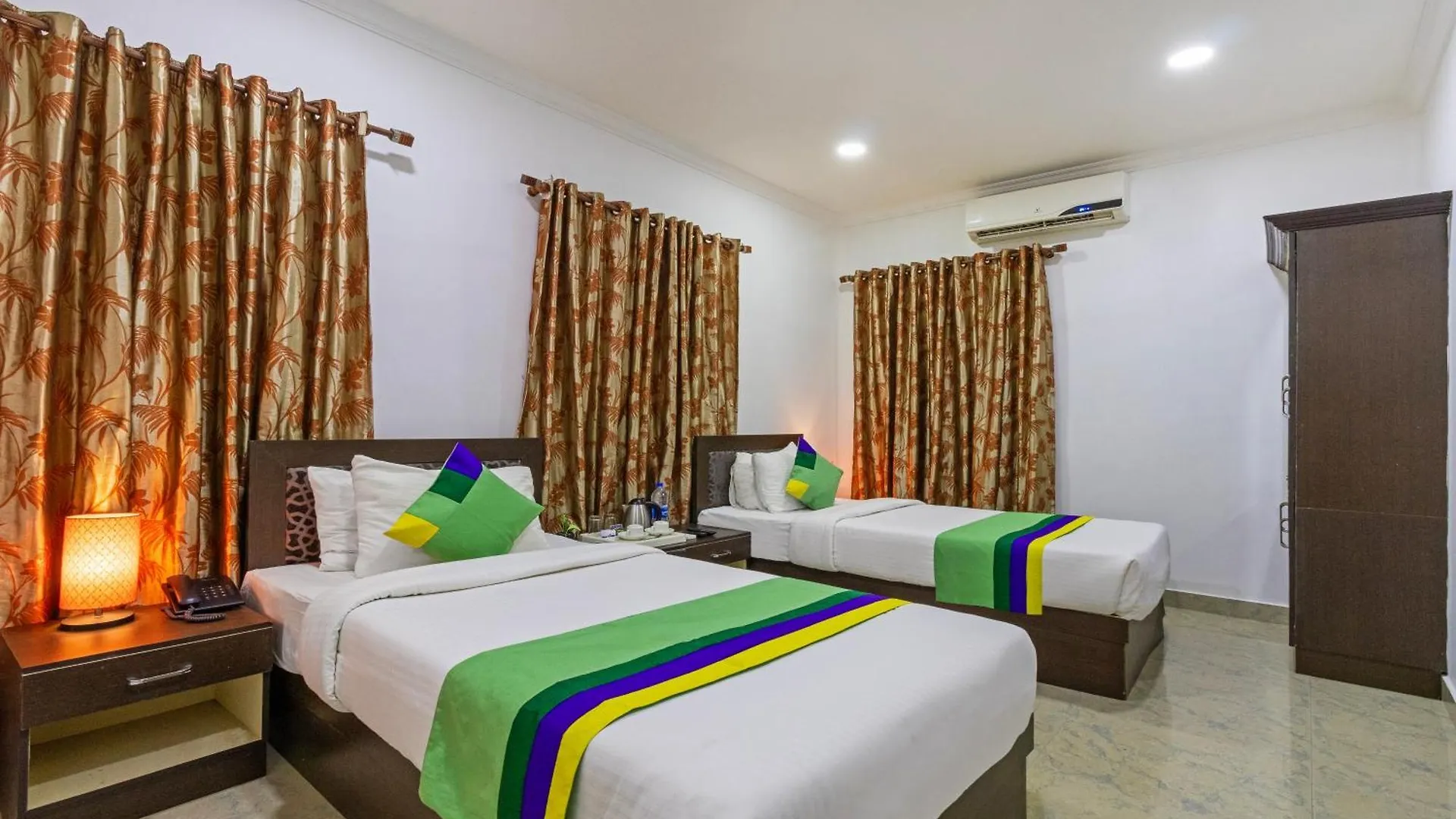 Hotel Treebo Grand Canyon By D2V Kochi Indien